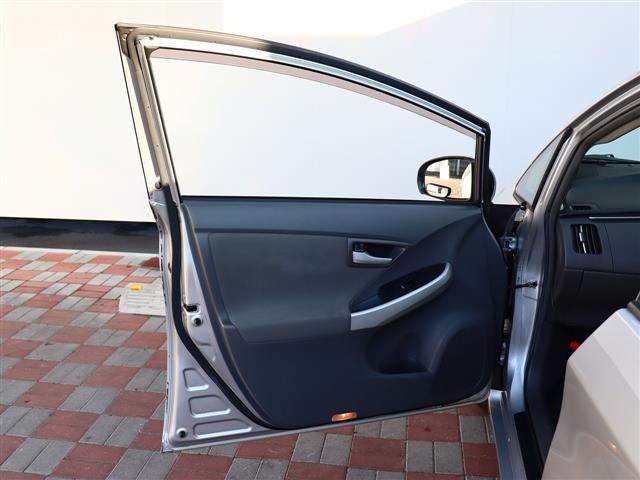 トヨタ プリウス １．８ Ｓ H24年 (関東) 99