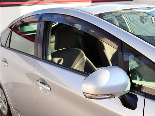 トヨタ プリウス １．８ Ｓ H24年 (関東) 99