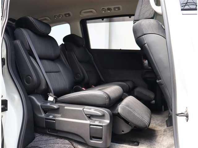 ホンダ オデッセイ　ハイブリッド ２．０ ハイブリッド アブソルート ホンダセンシング ＥＸパッケージ H28年 (関東) 99