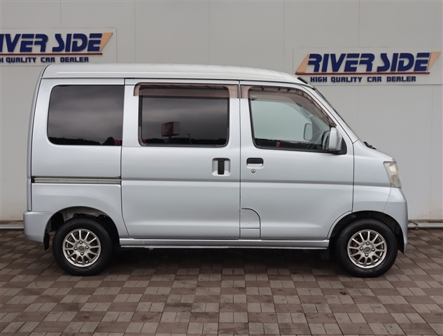 ダイハツ ハイゼットカーゴ ６６０ クルーズターボ ハイルーフ ４ＷＤ H28年 (関東) 99