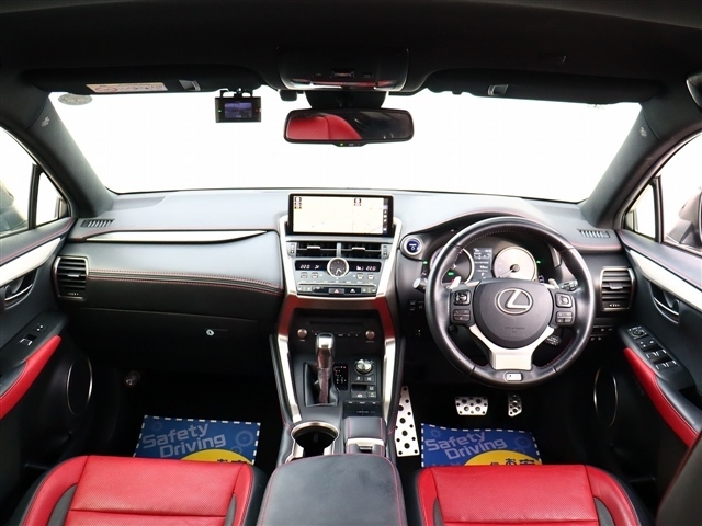 レクサス ＮＸ３００ｈ ３００Ｈ Ｆスポーツ ４ＷＤ R1年 (関東) 99