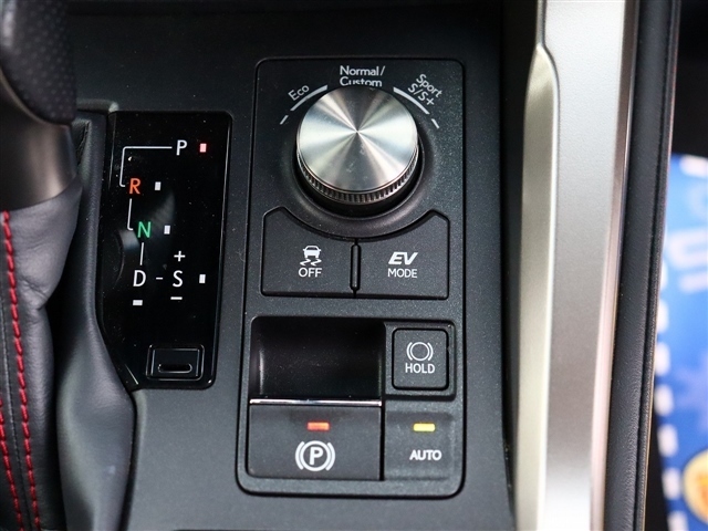 レクサス ＮＸ３００ｈ ３００Ｈ Ｆスポーツ ４ＷＤ R1年 (関東) 99