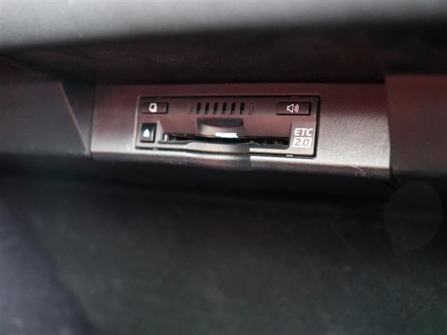 レクサス ＮＸ３００ｈ ３００Ｈ Ｆスポーツ ４ＷＤ R1年 (関東) 99