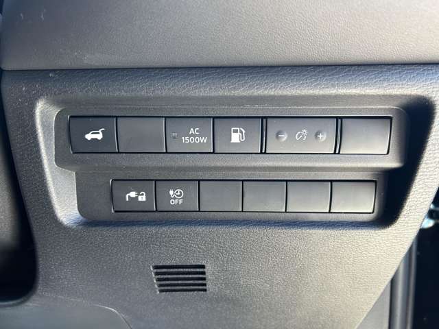 三菱 アウトランダーＰＨＥＶ ＰＨＥＶ ２．４ Ｇ ４ＷＤ R4年 (北海道) 99