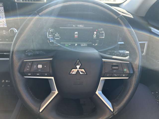 三菱 アウトランダーＰＨＥＶ ＰＨＥＶ ２．４ Ｇ ４ＷＤ R4年 (北海道) 99