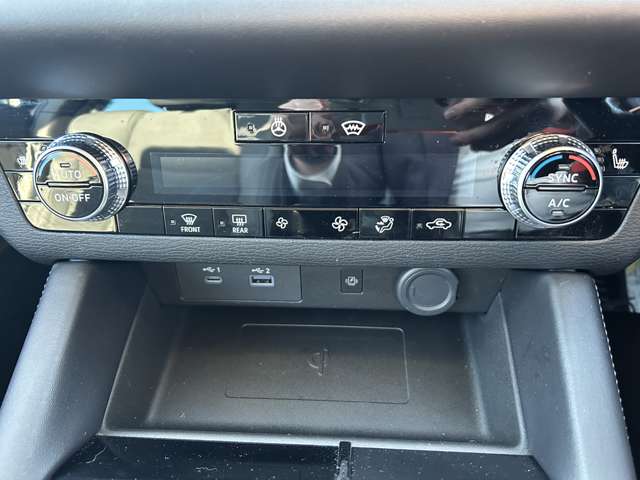 三菱 アウトランダーＰＨＥＶ ＰＨＥＶ ２．４ Ｇ ４ＷＤ R4年 (北海道) 99