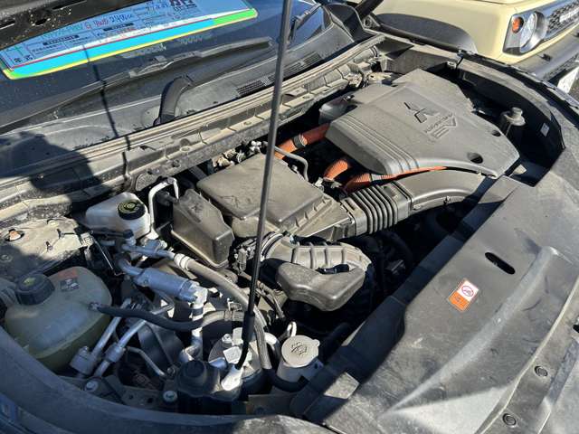 三菱 アウトランダーＰＨＥＶ ＰＨＥＶ ２．４ Ｇ ４ＷＤ R4年 (北海道) 99