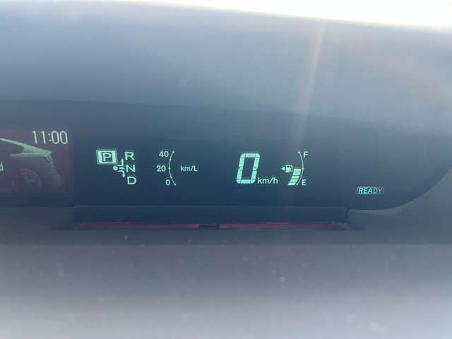 トヨタ プリウス １．８ Ｓ ツーリングセレクション Ｇ'Ｓ H25年 (中国) 99