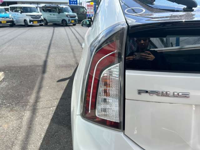 トヨタ プリウス １．８ Ｓ ツーリングセレクション Ｇ'Ｓ H25年 (中国) 99