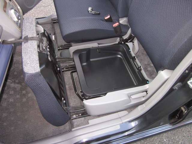 スズキ ワゴンＲ ６６０ ＦＸ リミテッド ４ＷＤ H23年 (関東) 99