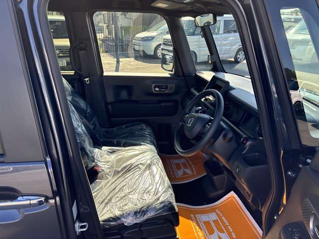 ホンダ Ｎ　ＢＯＸ カスタム ６６０ R7年 (近畿) 99