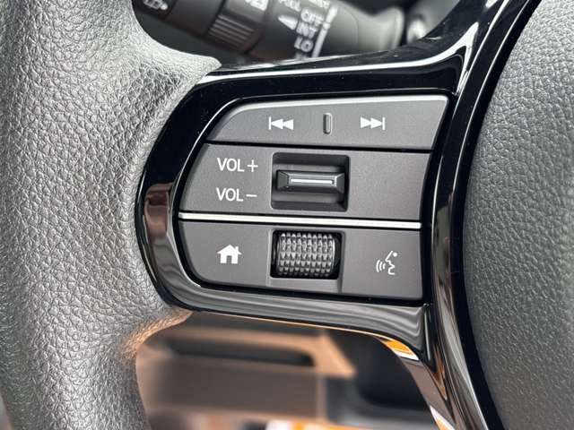 ホンダ Ｎ　ＢＯＸ カスタム ６６０ R7年 (近畿) 99