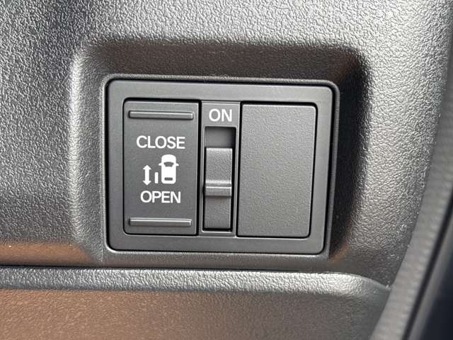 ホンダ Ｎ　ＢＯＸ カスタム ６６０ R7年 (近畿) 99