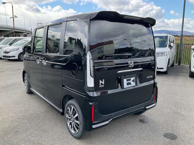 ホンダ Ｎ　ＢＯＸ カスタム ６６０ R7年 (近畿) 99