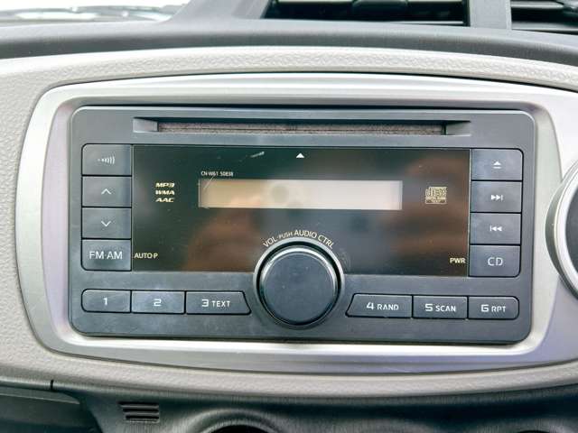 トヨタ ヴィッツ １．０ Ｆ H25年 (九州・沖縄) 99