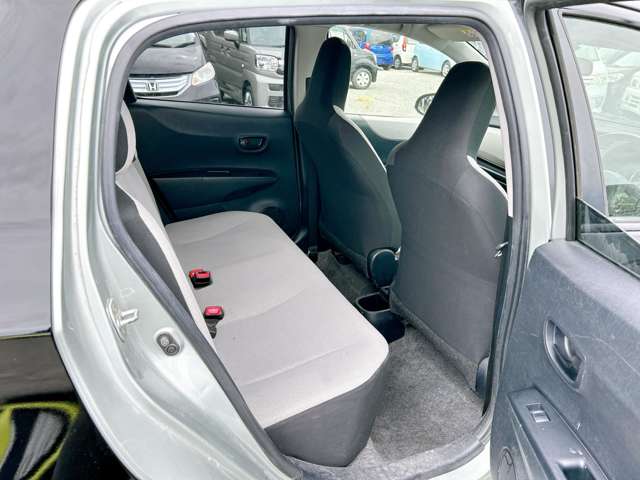 トヨタ ヴィッツ １．０ Ｆ H25年 (九州・沖縄) 99