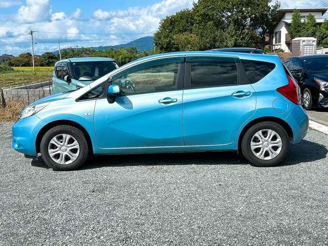 日産 ノート １．２ Ｘ H25年 (九州・沖縄) 99