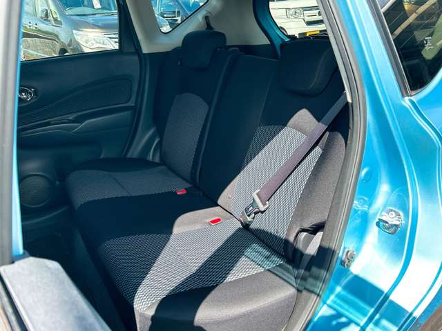 日産 ノート １．２ Ｘ H25年 (九州・沖縄) 99