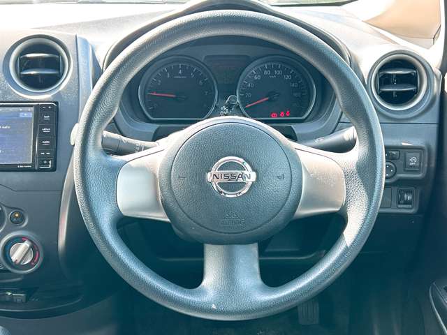 日産 ノート １．２ Ｘ H25年 (九州・沖縄) 99