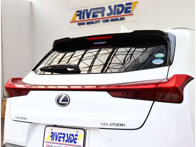 レクサス ＵＸ２５０ｈ ２５０Ｈ Ｆスポーツ ４ＷＤ R1年 (関東) 99