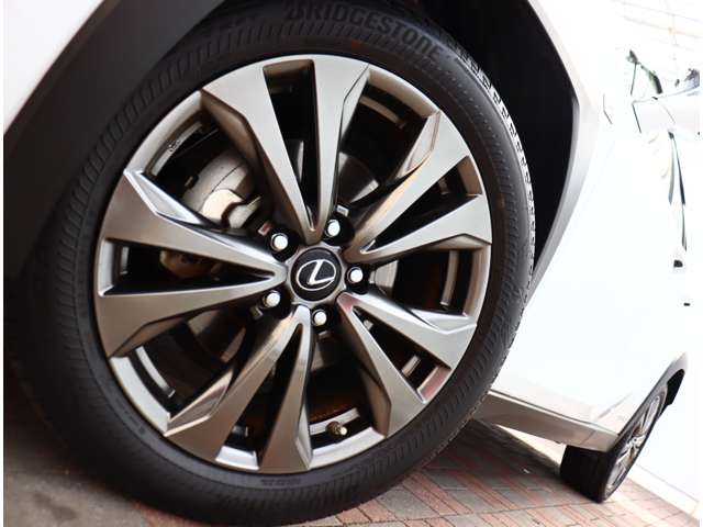 レクサス ＵＸ２５０ｈ ２５０Ｈ Ｆスポーツ ４ＷＤ R1年 (関東) 99