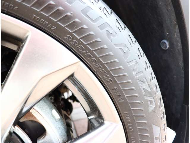 レクサス ＵＸ２５０ｈ ２５０Ｈ Ｆスポーツ ４ＷＤ R1年 (関東) 99