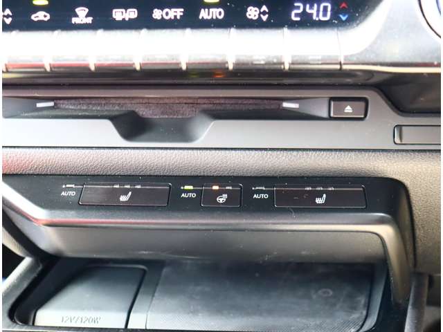 レクサス ＵＸ２５０ｈ ２５０Ｈ Ｆスポーツ ４ＷＤ R1年 (関東) 99