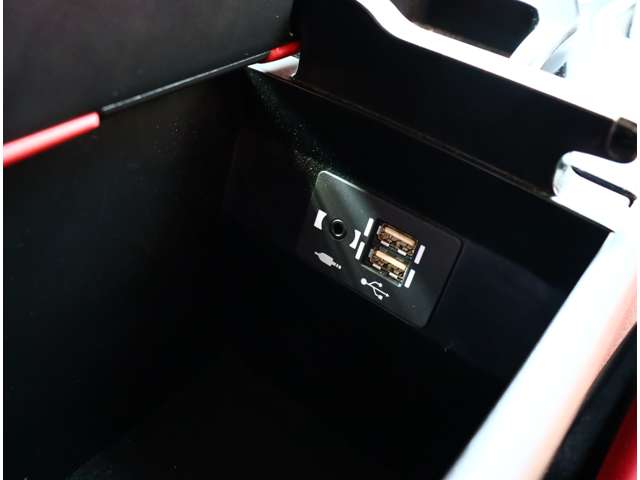 レクサス ＵＸ２５０ｈ ２５０Ｈ Ｆスポーツ ４ＷＤ R1年 (関東) 99