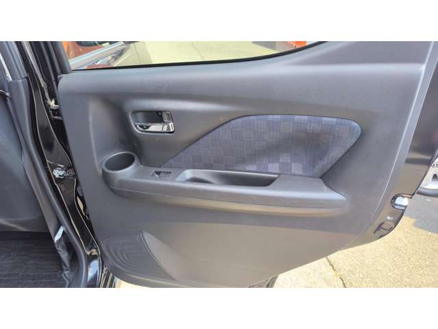 日産 デイズ ６６０ ハイウェイスターＸ プロパイロット エディション R4年 (甲信越・北陸) 99