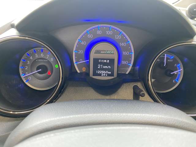 ホンダ フィット　シャトル　ハイブリッド １．３ スマートセレクション H24年 (九州・沖縄) 99