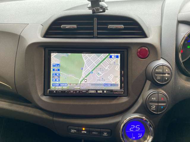 ホンダ フィット　シャトル　ハイブリッド １．３ スマートセレクション H24年 (九州・沖縄) 99