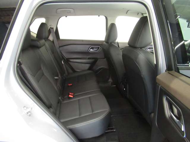 日産 エクストレイル １．５ Ｇ Ｅ－４ＯＲＣＥ ４ＷＤ R7年 (九州・沖縄) 99