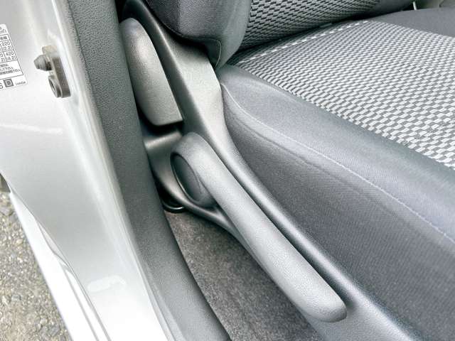 日産 マーチ １．２ Ｓ H28年 (九州・沖縄) 99