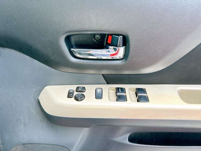 スズキ スペーシア ６６０ カスタム Ｊスタイル H27年 (九州・沖縄) 99