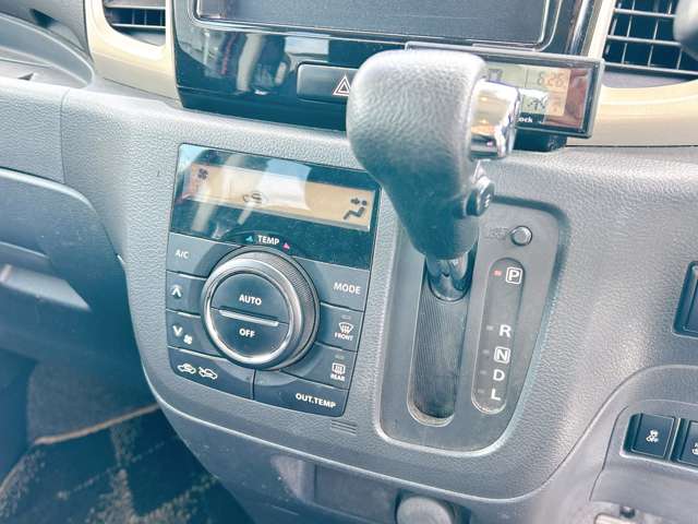 スズキ スペーシア ６６０ カスタム Ｊスタイル H27年 (九州・沖縄) 99