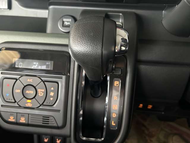 スズキ スペーシア ６６０ ギア ハイブリッド ＸＺ R6年 (中国) 99