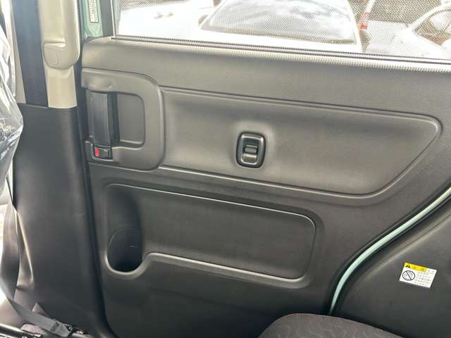 スズキ スペーシア ６６０ ギア ハイブリッド ＸＺ R6年 (中国) 99