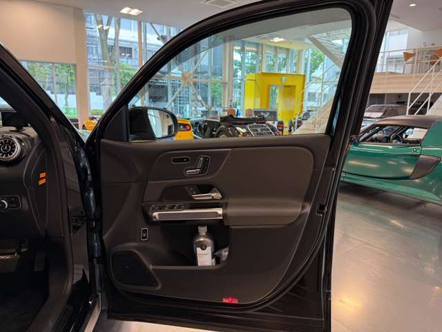 メルセデスベンツ ＥＱＢ ３５０ ４マチック ４ＷＤ ＭＰ２０２３０１ R5年 (関東) 99