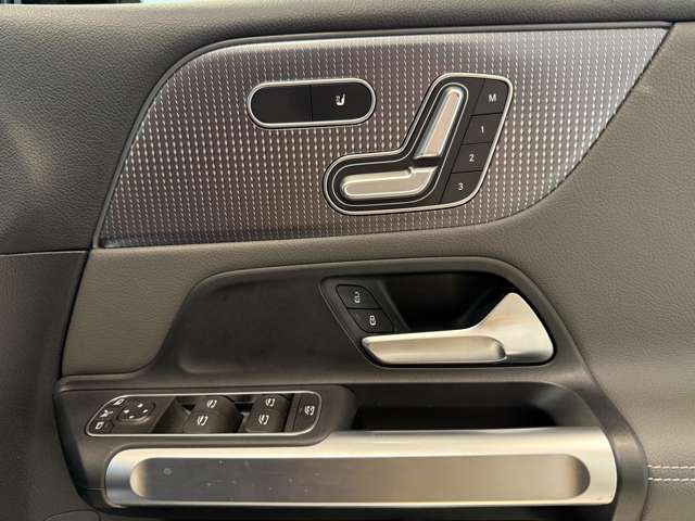 メルセデスベンツ ＥＱＢ ３５０ ４マチック ４ＷＤ ＭＰ２０２３０１ R5年 (関東) 99