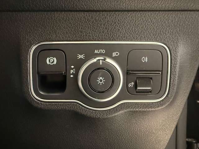 メルセデスベンツ ＥＱＢ ３５０ ４マチック ４ＷＤ ＭＰ２０２３０１ R5年 (関東) 99