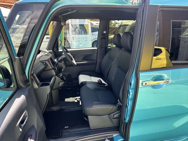 ダイハツ タント ６６０ カスタム ＲＳ R6年 (東海) 99