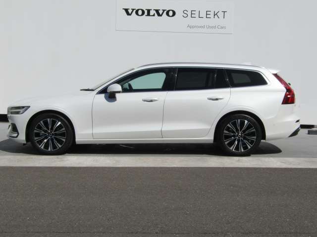 ボルボ Ｖ６０ ウルトラ　Ｂ４ R7年 (四国) 99