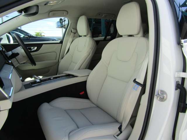 ボルボ Ｖ６０ ウルトラ　Ｂ４ R7年 (四国) 99