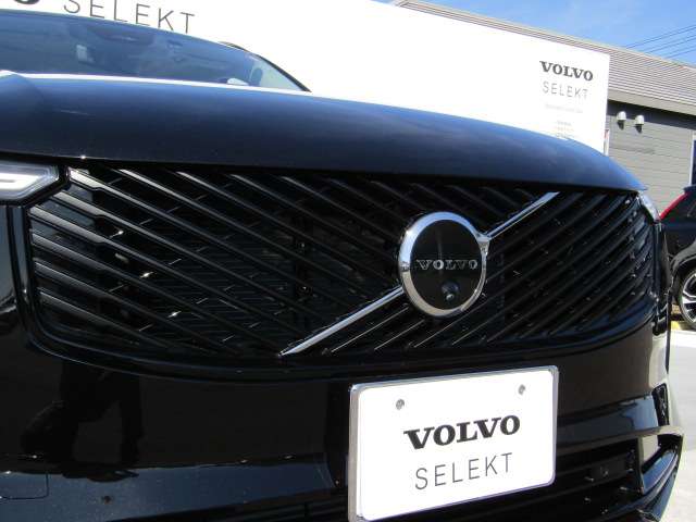 ボルボ ＸＣ９０ ウルトラ Ｔ８ ＡＷＤ プラグイン ハイブリッド ４ＷＤ R7年 (四国) 99