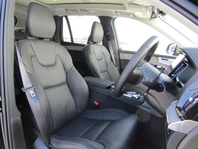 ボルボ ＸＣ９０ ウルトラ Ｔ８ ＡＷＤ プラグイン ハイブリッド ４ＷＤ R7年 (四国) 99