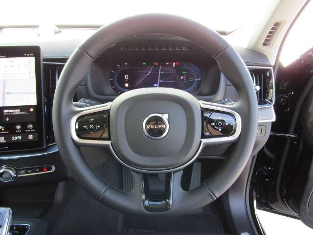 ボルボ ＸＣ９０ ウルトラ Ｔ８ ＡＷＤ プラグイン ハイブリッド ４ＷＤ R7年 (四国) 99