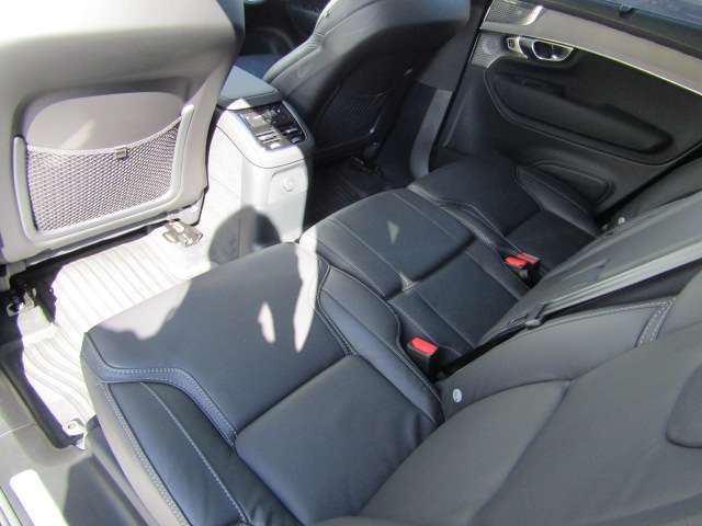 ボルボ ＸＣ９０ ウルトラ Ｔ８ ＡＷＤ プラグイン ハイブリッド ４ＷＤ R7年 (四国) 99