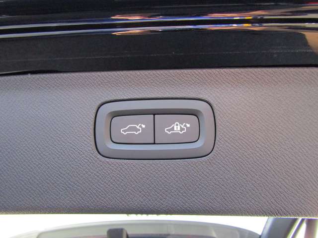 ボルボ ＸＣ９０ ウルトラ Ｔ８ ＡＷＤ プラグイン ハイブリッド ４ＷＤ R7年 (四国) 99