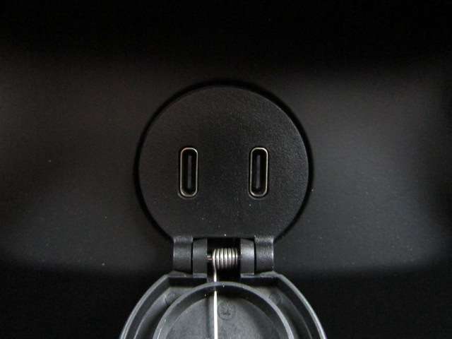 ボルボ ＸＣ６０ アルティメット Ｂ５ ＡＷＤ ４ＷＤ R4年 (四国) 99