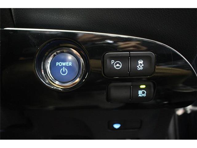 トヨタ プリウス １．８ Ｓ セーフティ プラス Ｅ－ＦＯＵＲ ４ＷＤ H30年 (北海道) 99